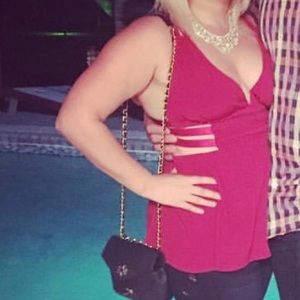 Red cutout going out top